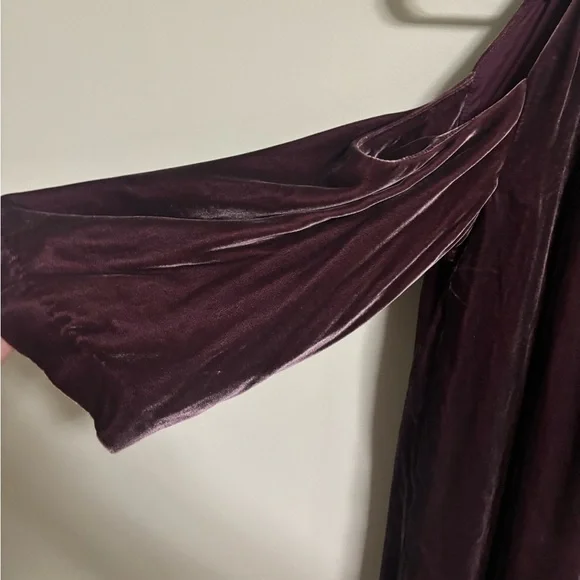 Trina Turk Burgandy Wine Silk Velvet Cold Shoulder Cocktail Shift Dress Size 6 - Picture 6 of 8